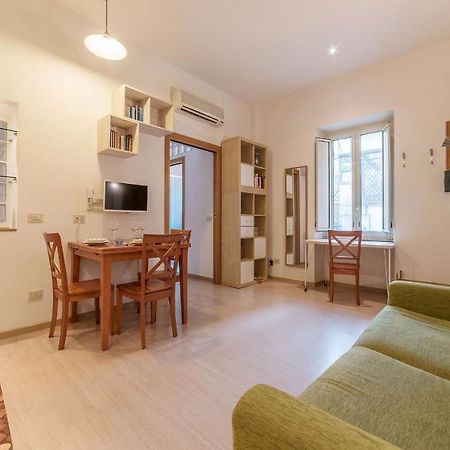 Coronari Central Apartment Рим Екстериор снимка
