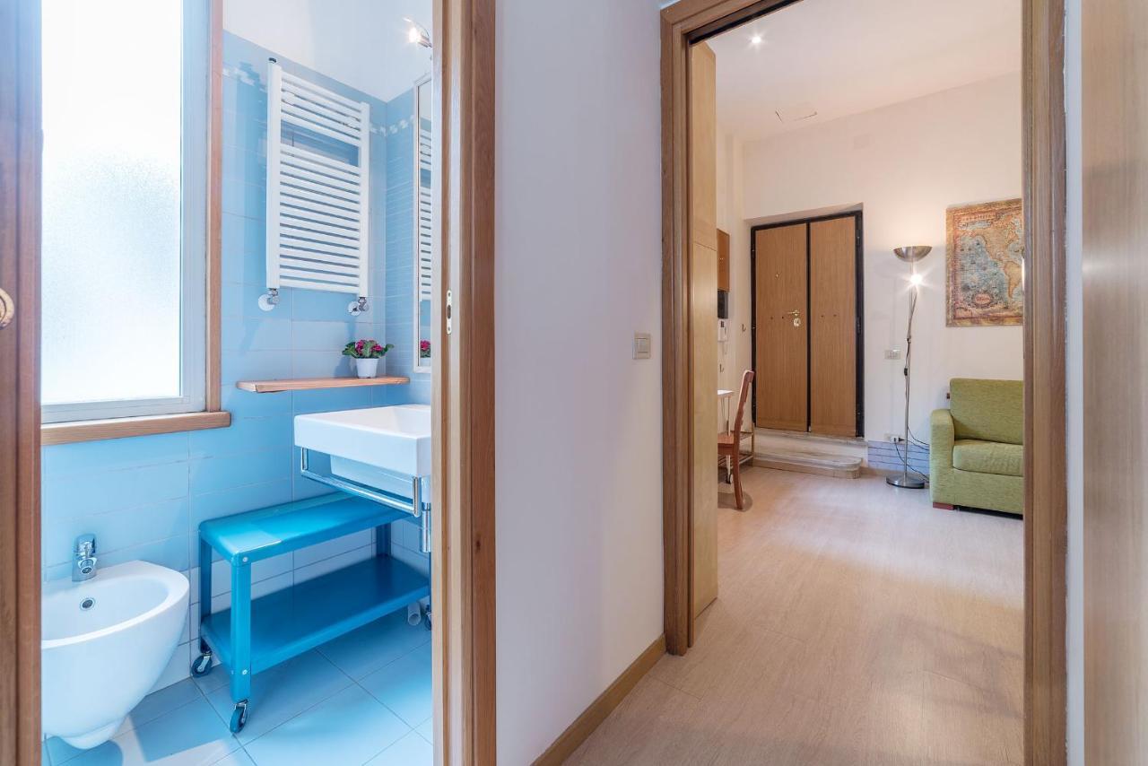 Coronari Central Apartment Рим Екстериор снимка