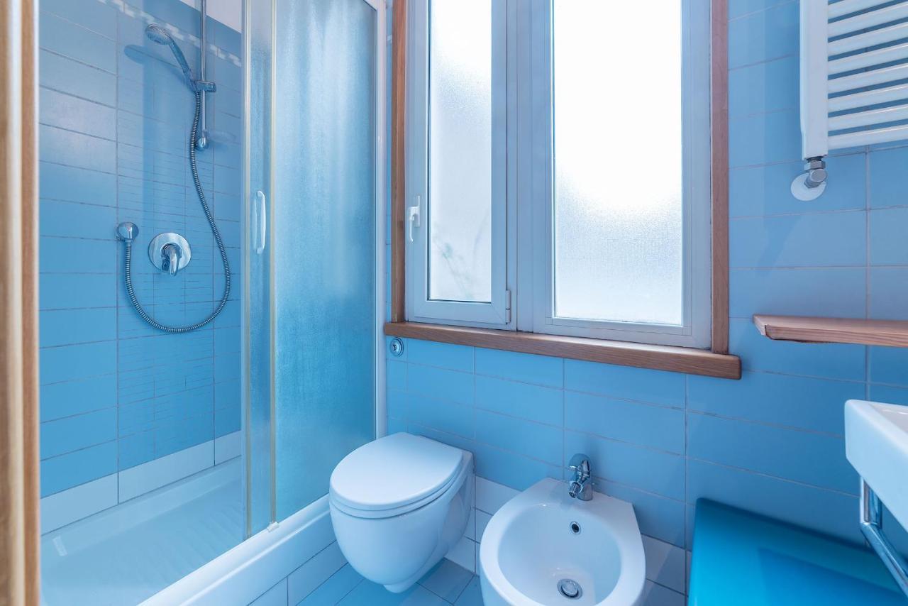 Coronari Central Apartment Рим Екстериор снимка