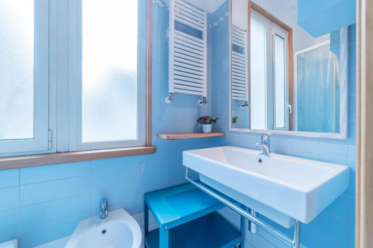 Coronari Central Apartment Рим Екстериор снимка